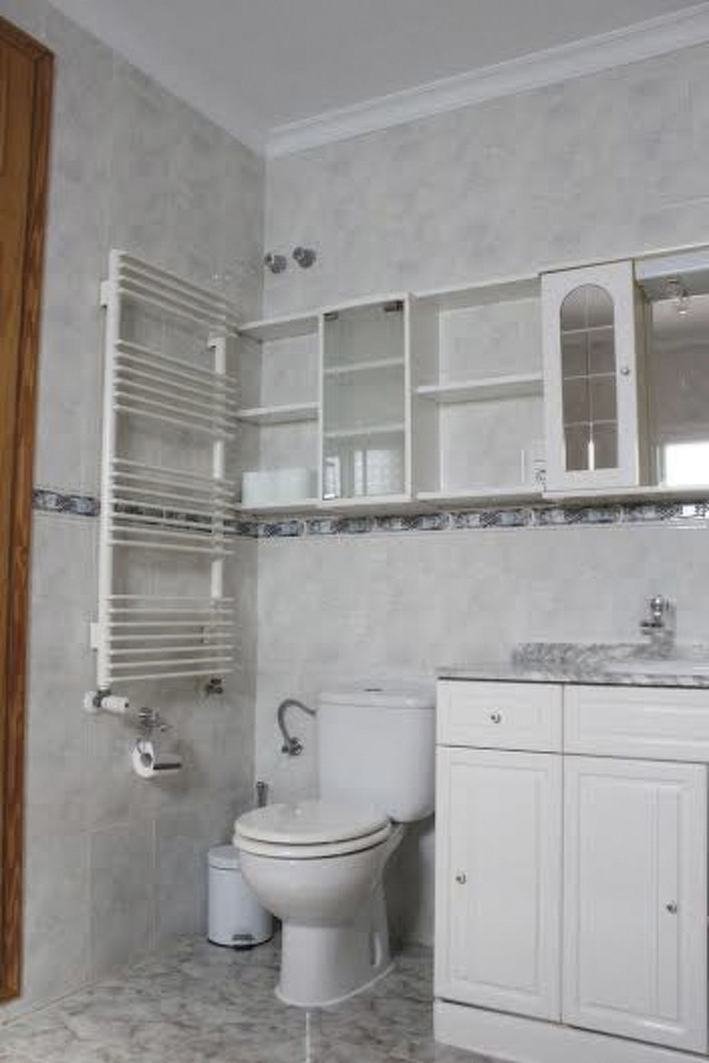 Casa Palmeras in Sayalonga mit Gepflegtem Garten-Drinnen