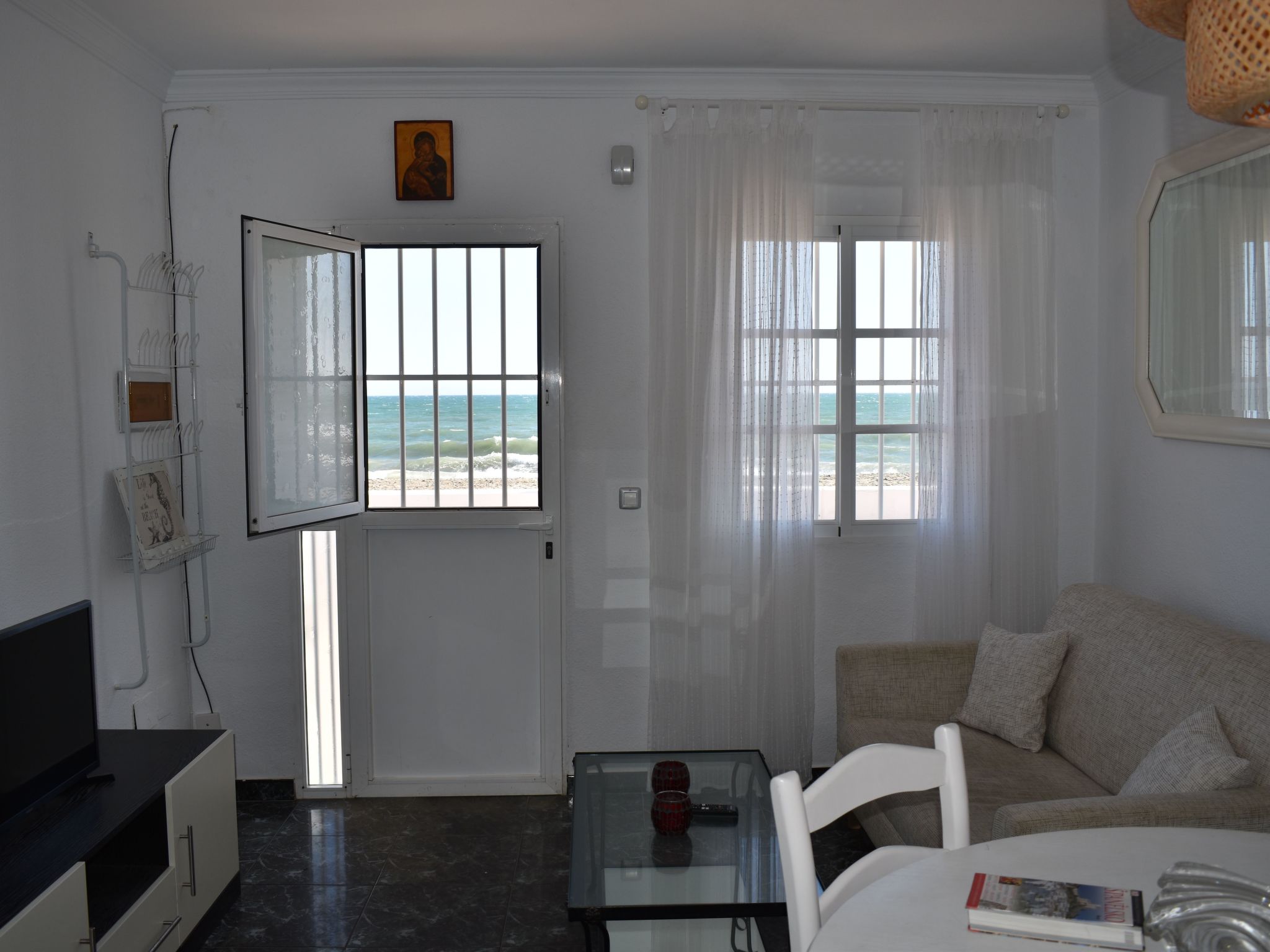 Casa Brisa Marina-Binnen