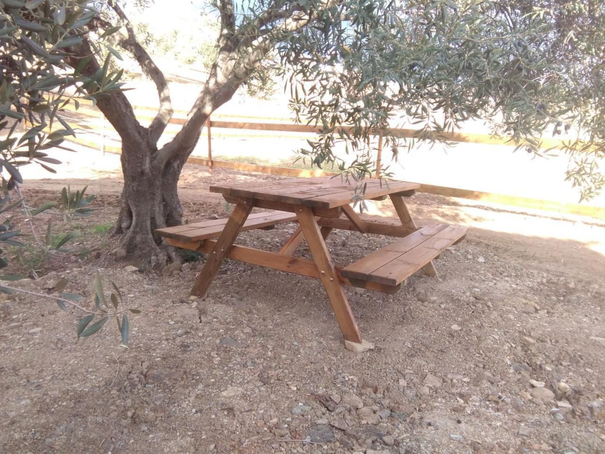 In Almogía mit Garten, Terrasse und gemeinschaftlichem Pool-Outside