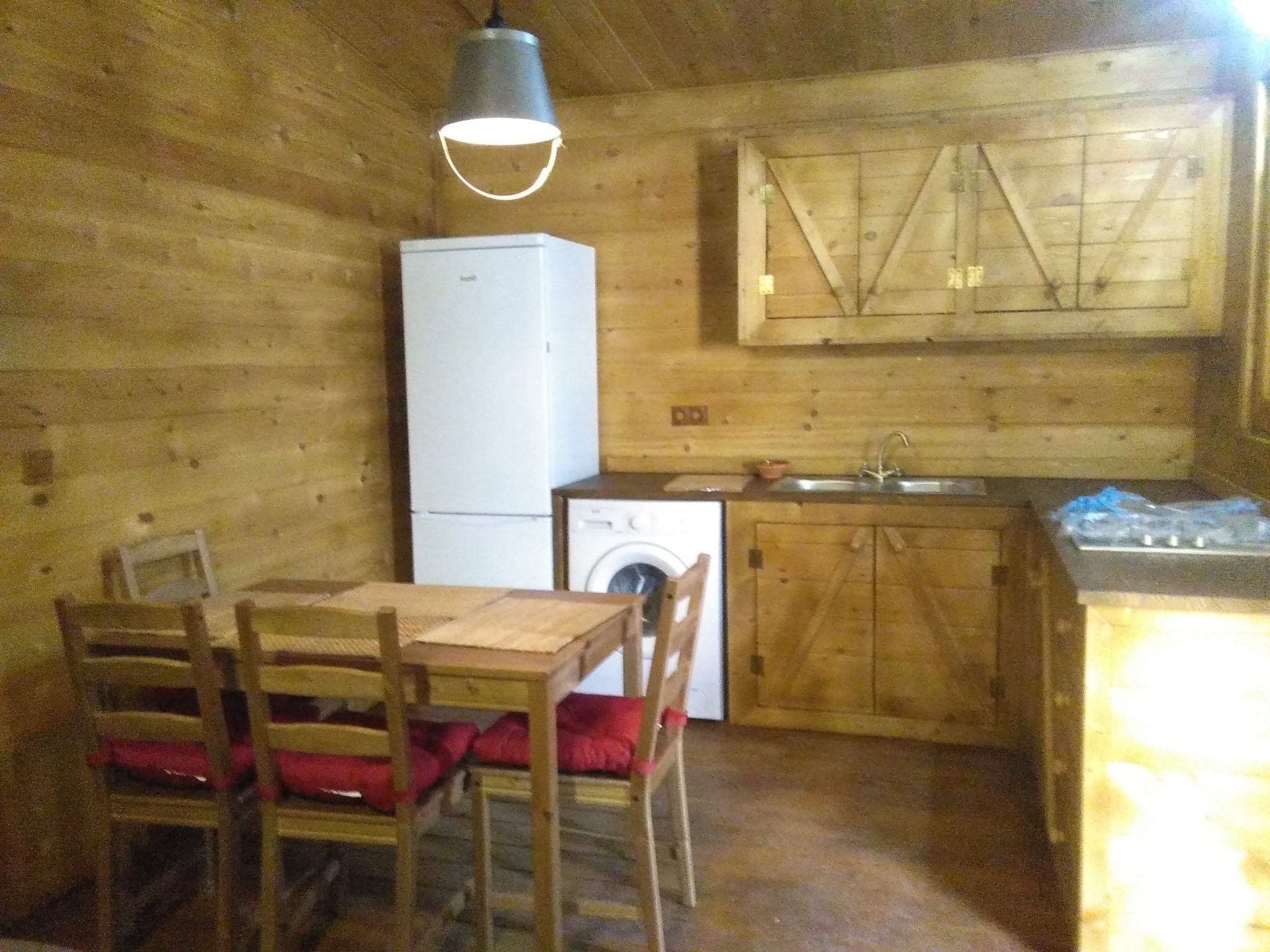 In Almogía mit Garten, Terrasse und gemeinschaftlichem Pool-Inside