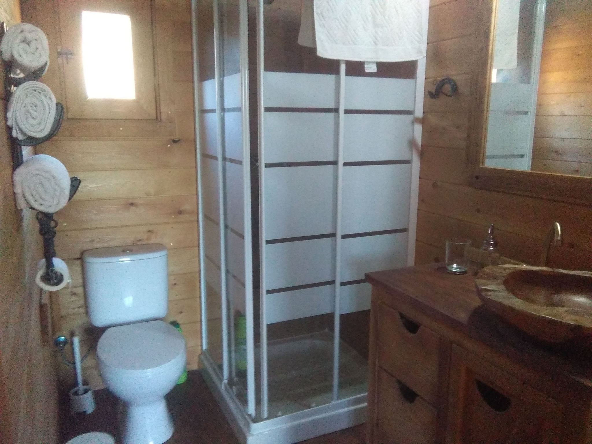 In Almogía mit Garten, Terrasse und gemeinschaftlichem Pool-Inside