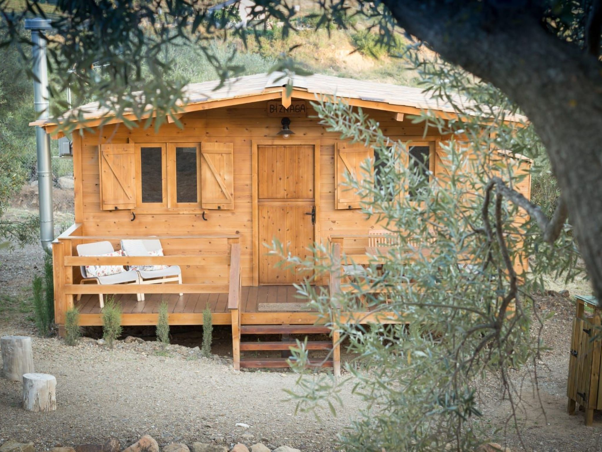 In Almogía mit Garten, Terrasse und gemeinschaftlichem Pool-Outside