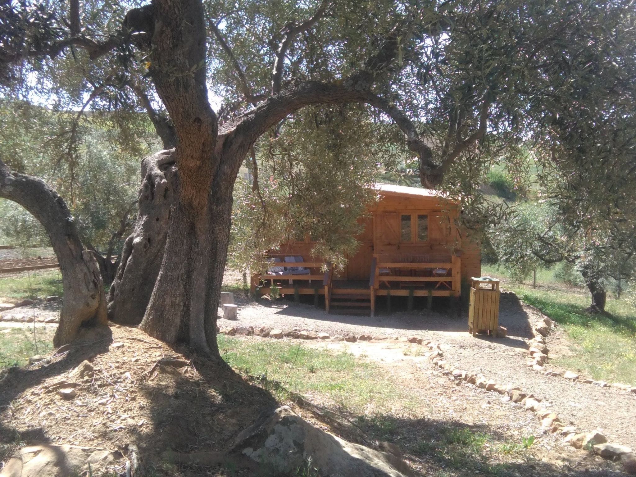 In Almogía mit Garten, Terrasse und gemeinschaftlichem Pool-Outside