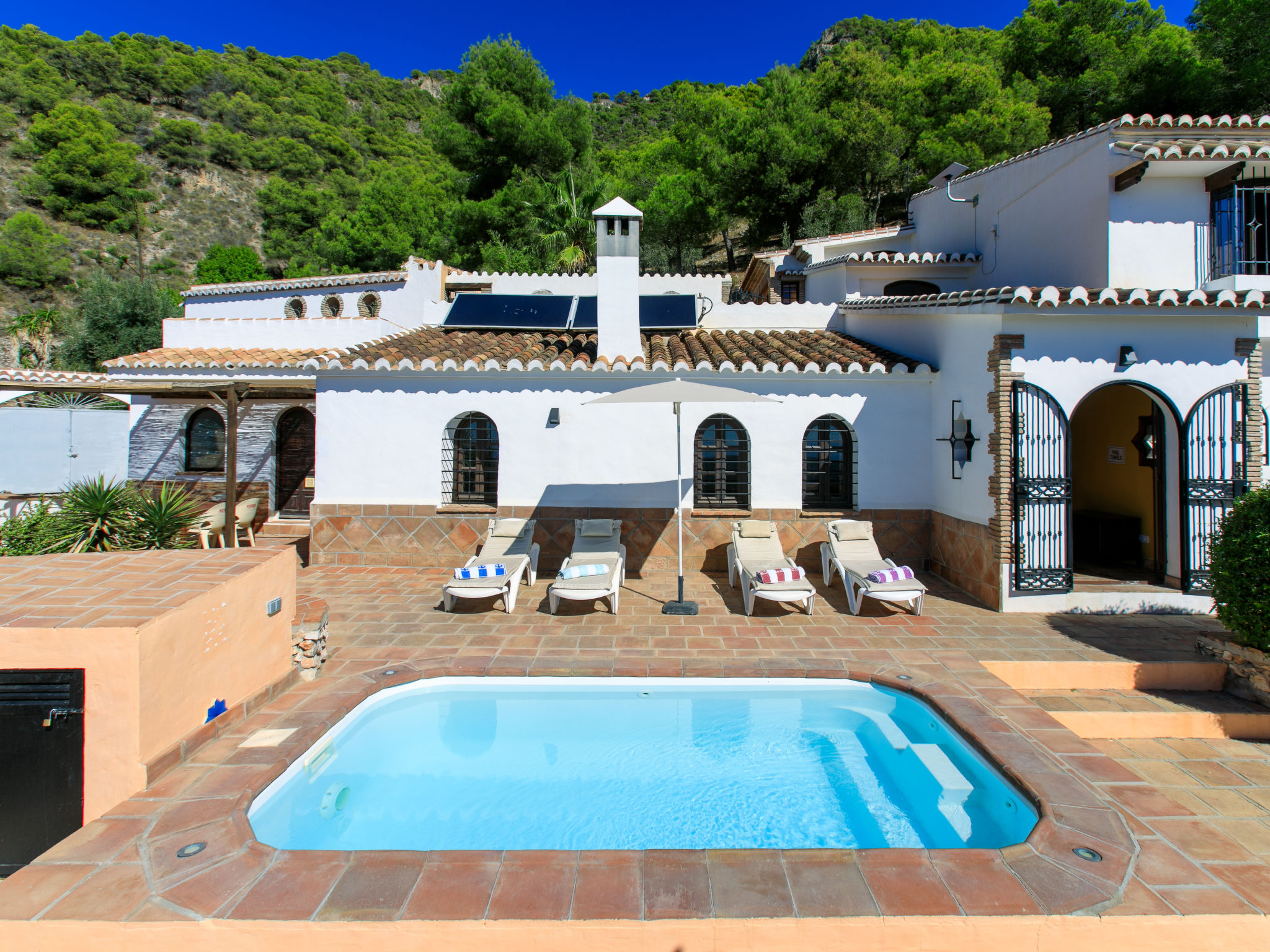 El Comendador-Buiten