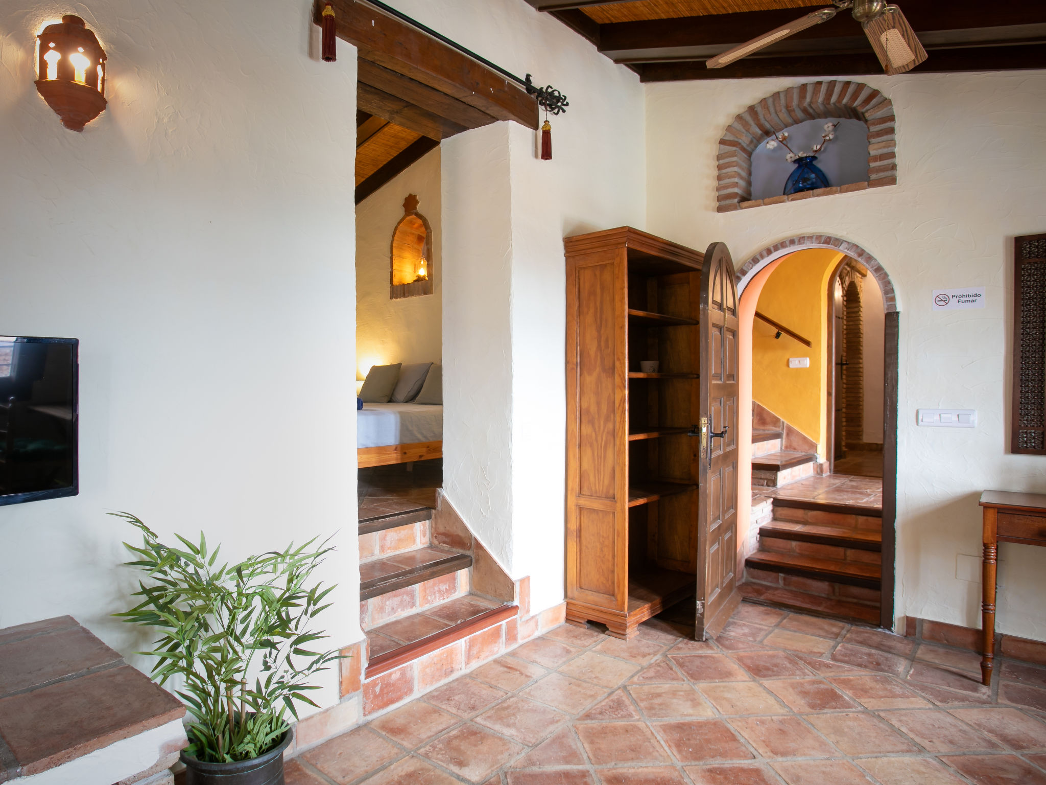 El Comendador-Binnen