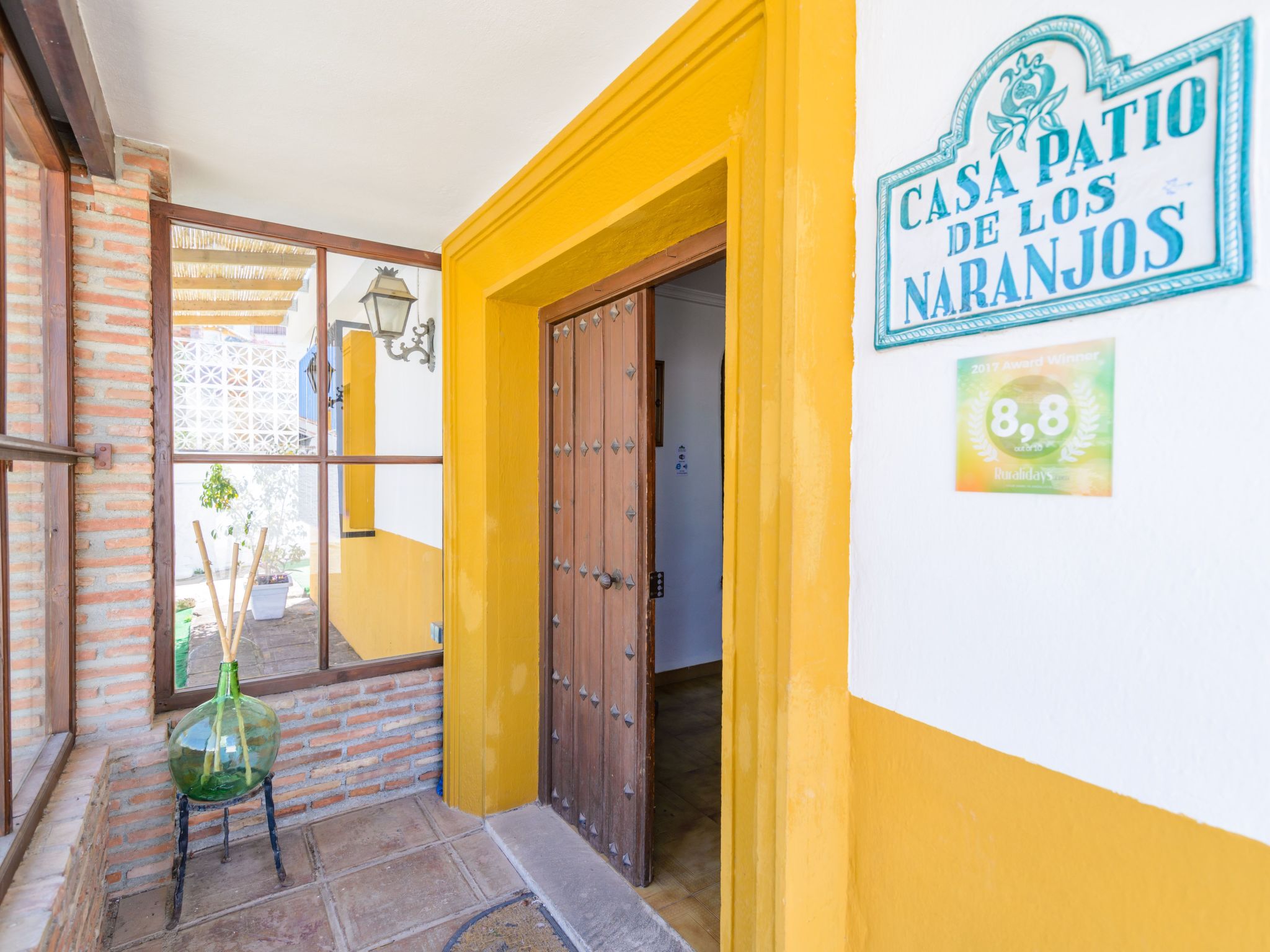 Patio de los Naranjos Haus mit Terrasse und Schwimmbad-Dedans