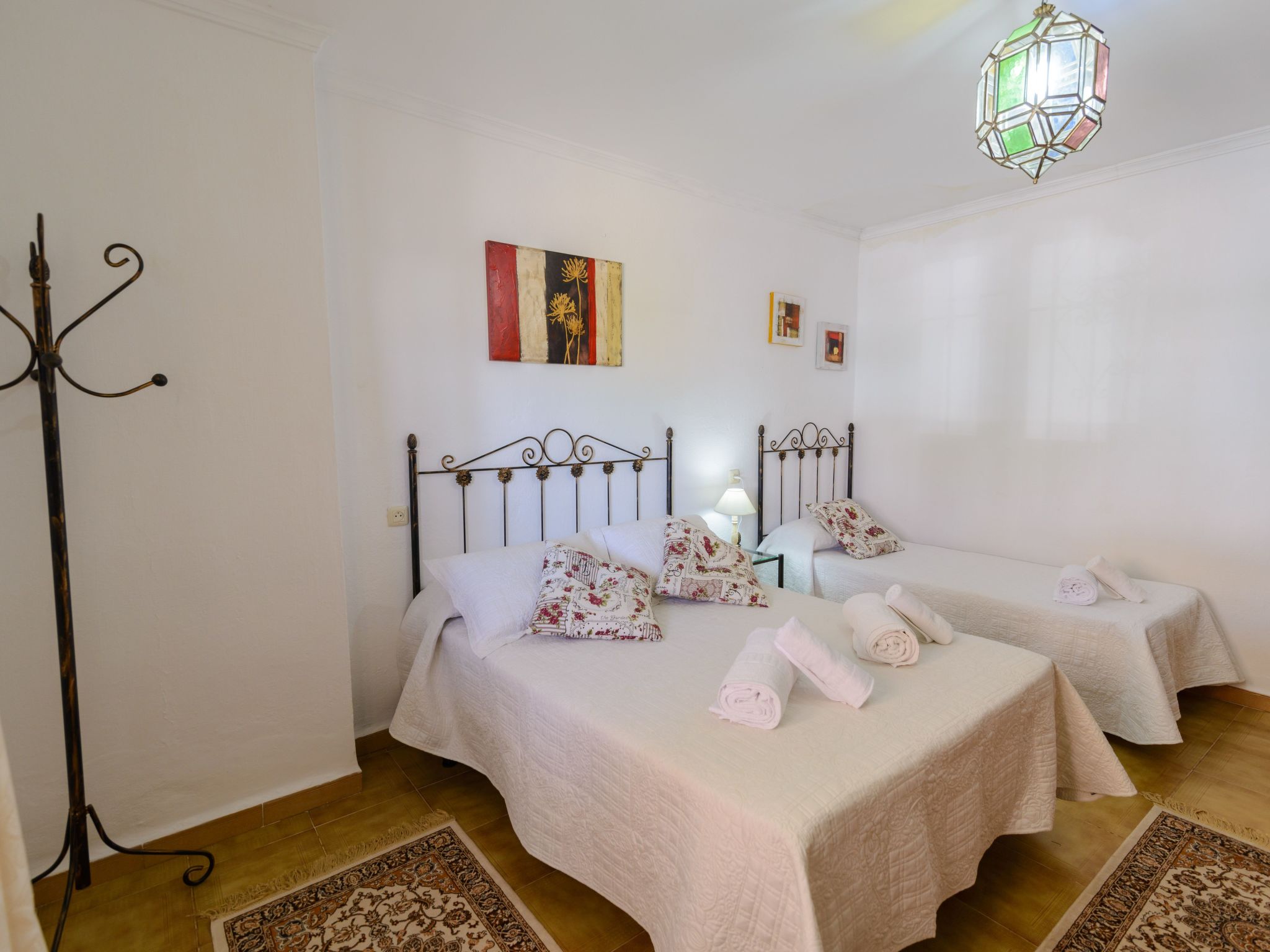 Patio de los Naranjos Haus mit Terrasse und Schwimmbad-Dedans