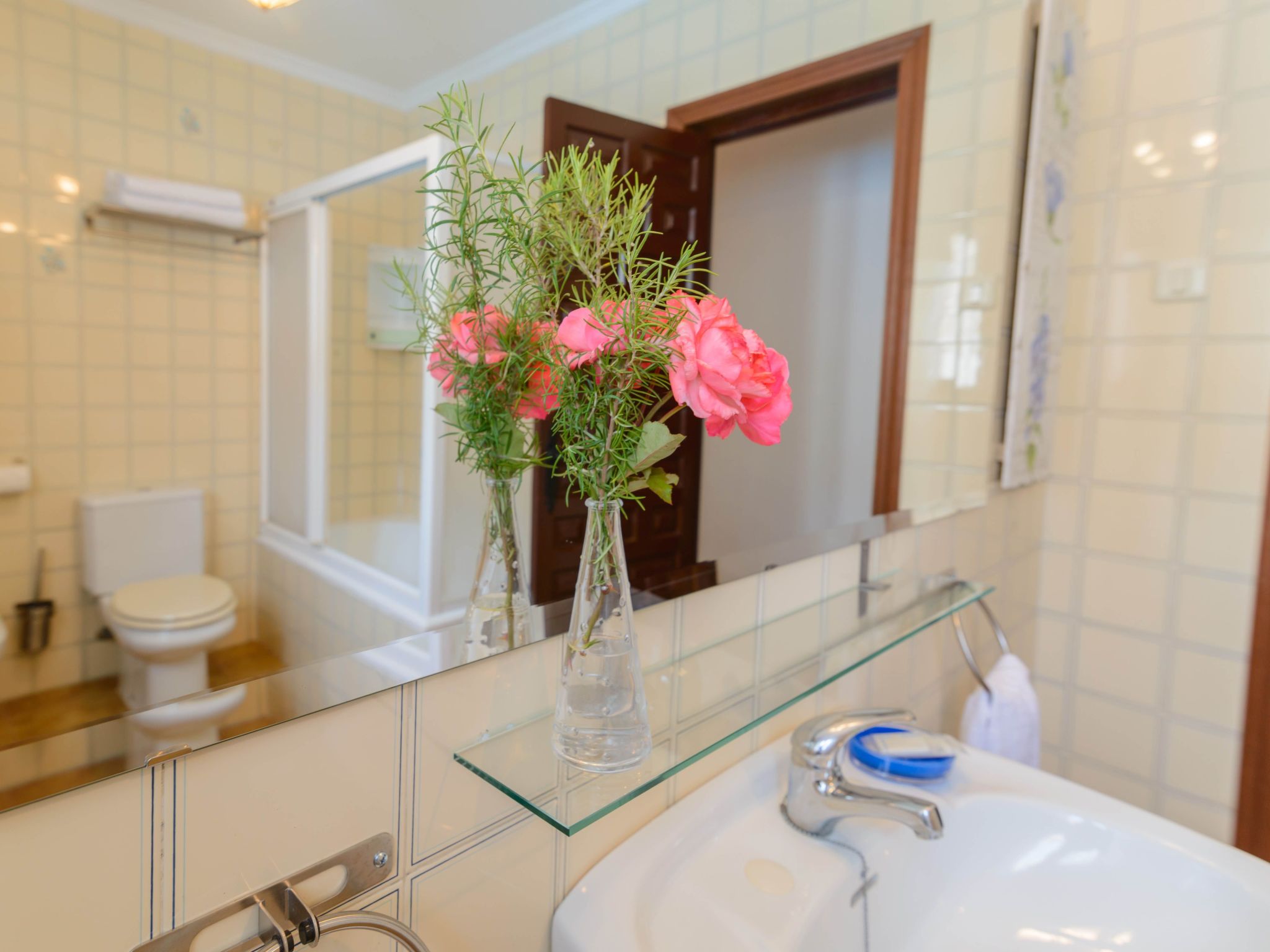 Patio de los Naranjos Haus mit Terrasse und Schwimmbad-Dedans