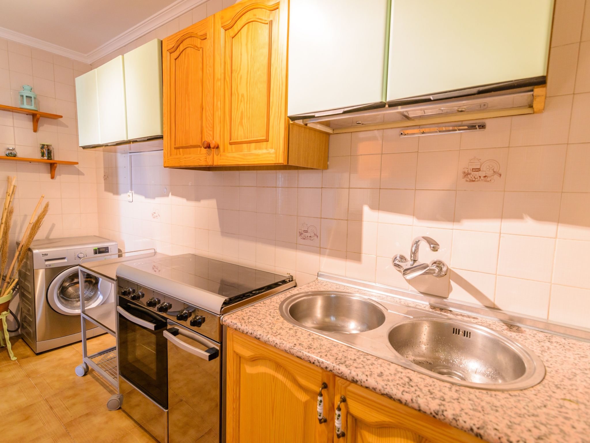 Patio de los Naranjos Haus mit Terrasse und Schwimmbad-Dedans