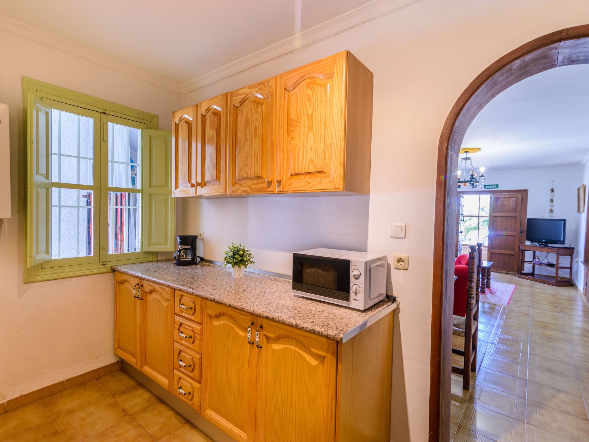 Patio de los Naranjos Haus mit Terrasse und Schwimmbad-Dedans