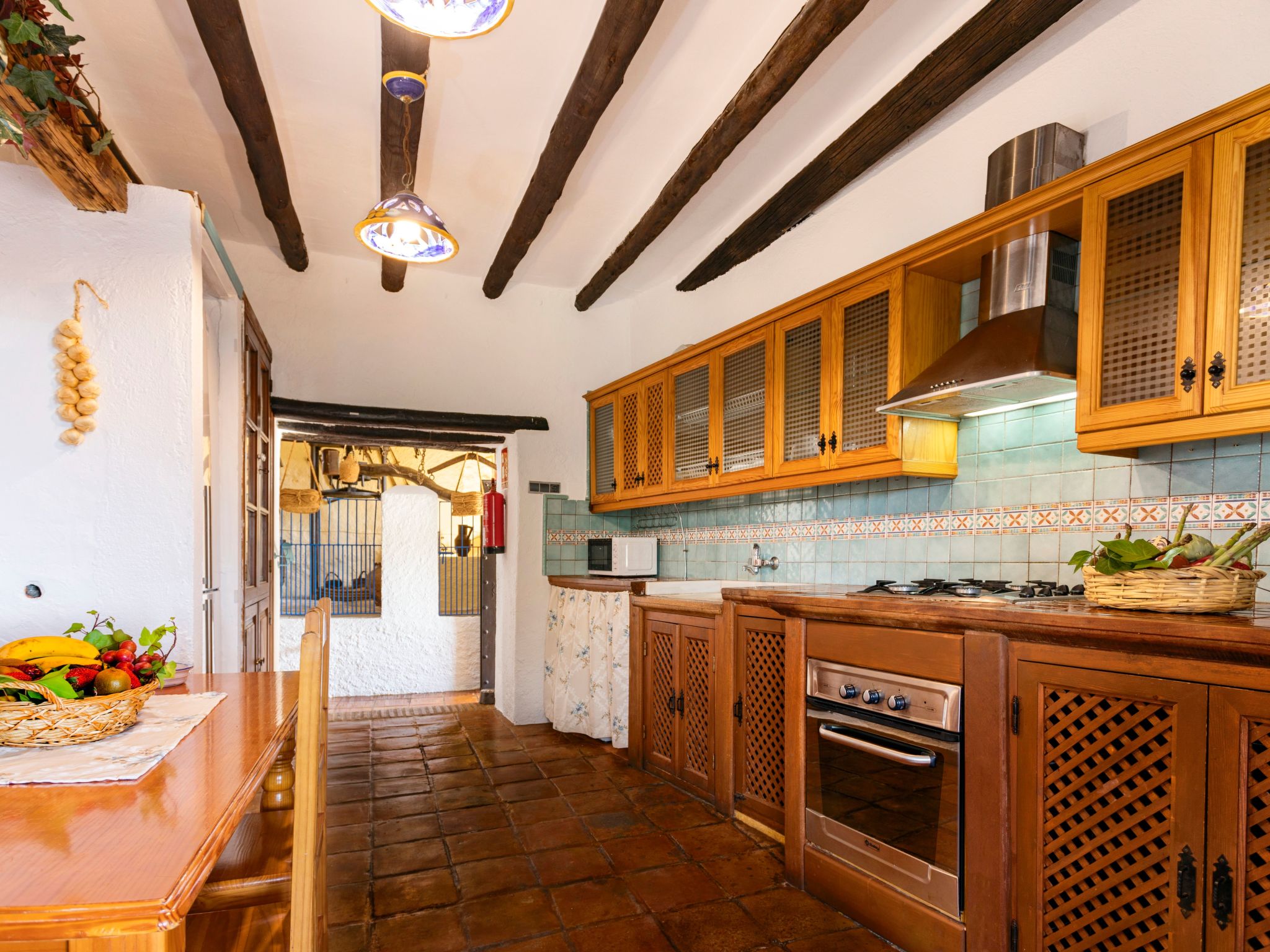 Privates Schwimmbad mit Grill und Feuerstelle-Dedans