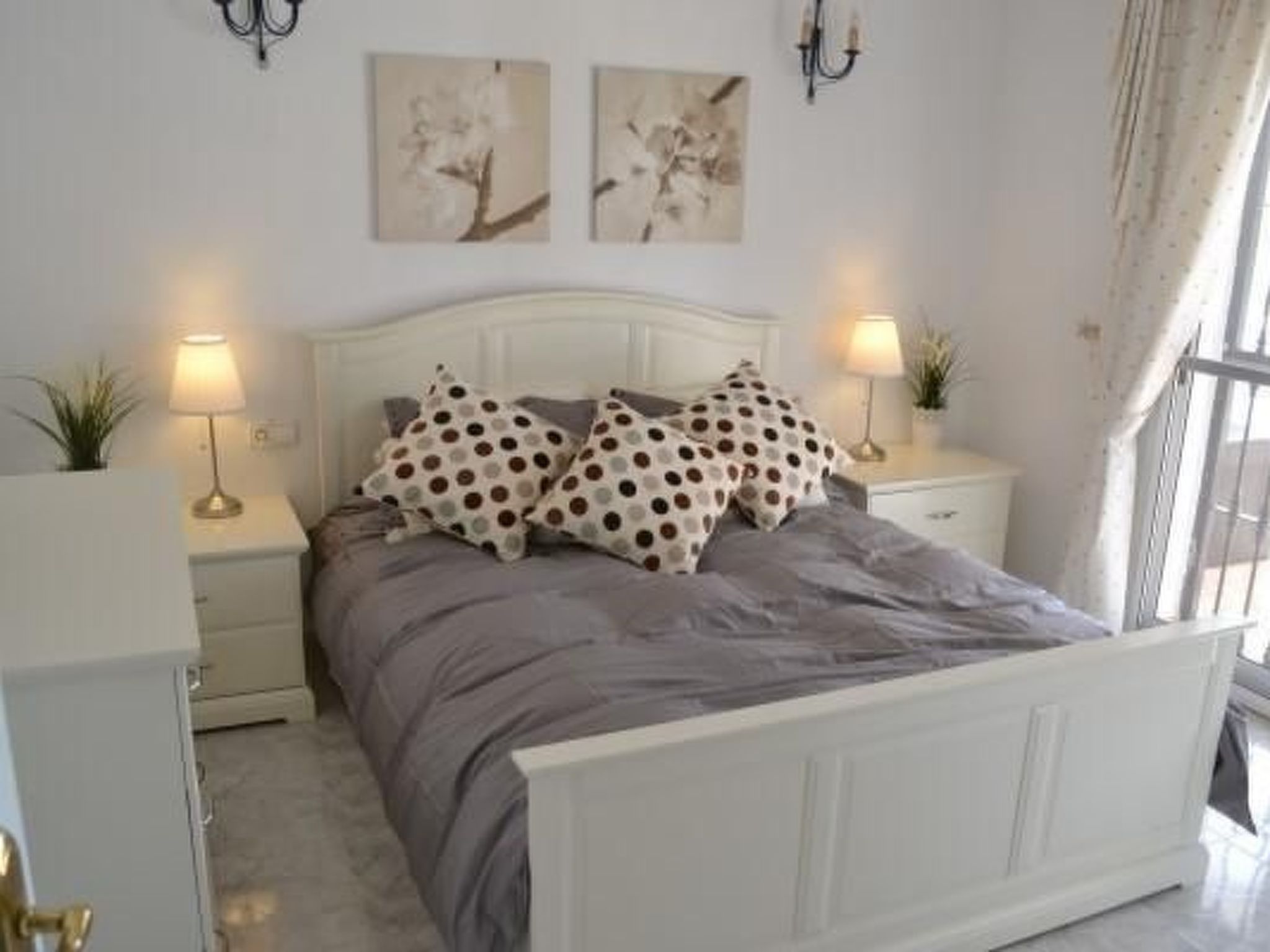 Villa mit Blick auf das Wasser