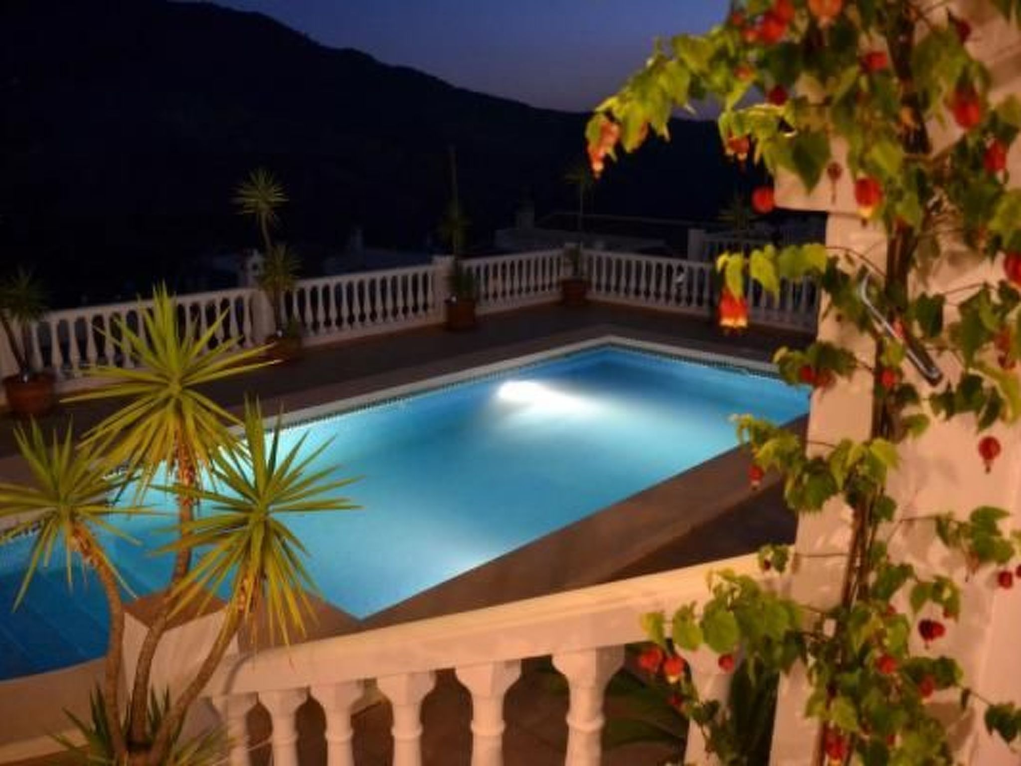 Villa mit Blick auf das Wasser