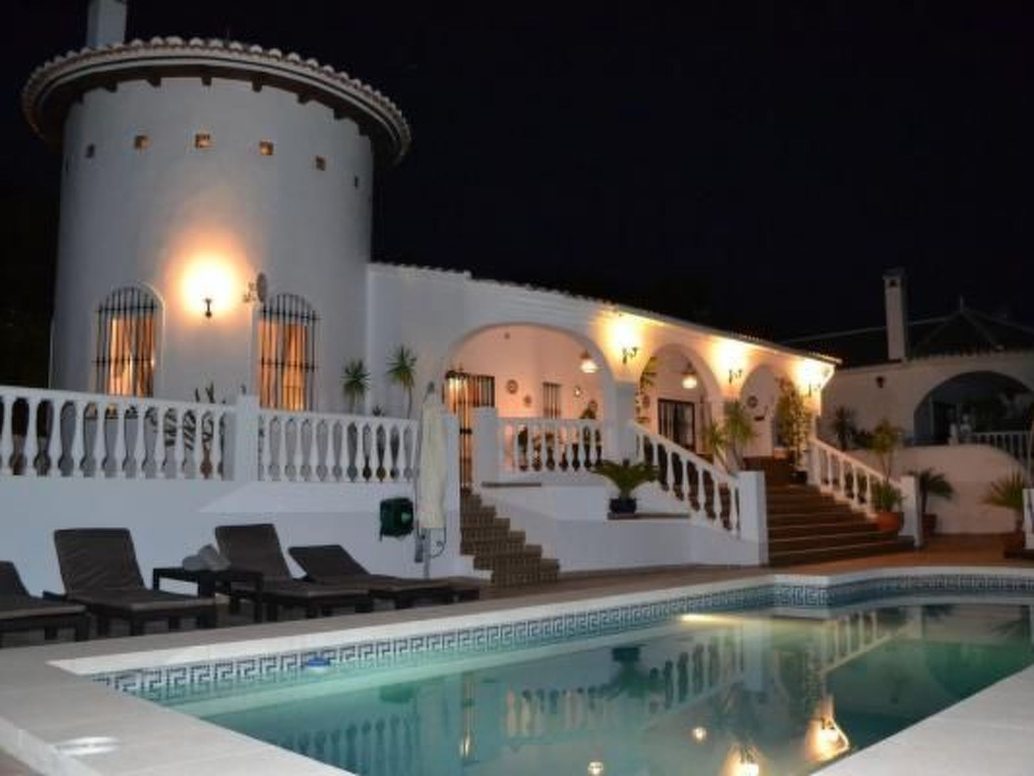 Villa mit Blick auf das Wasser