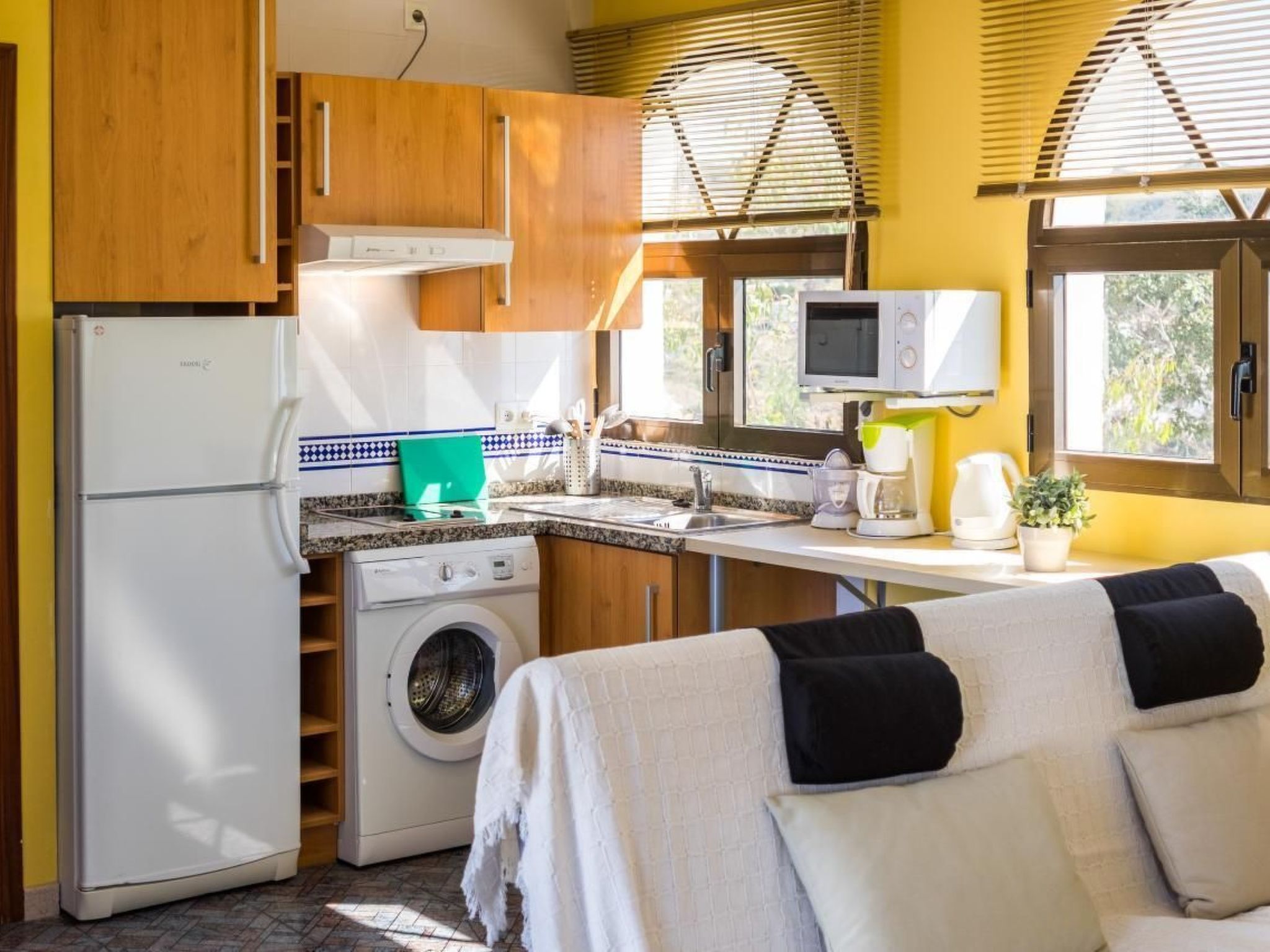 "Córdoba" mit Gemeinschaftspool und fantastischer Aussicht in einem andalusisch - Binnen