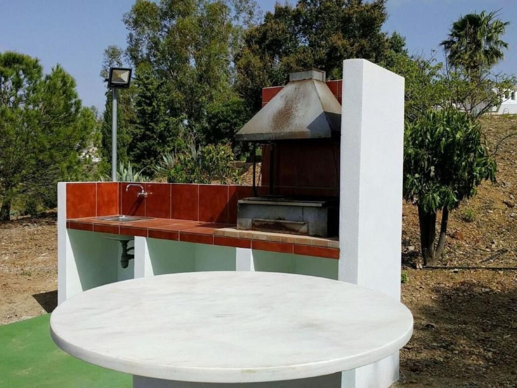 "Córdoba" mit Gemeinschaftspool und fantastischer Aussicht in einem andalusisch - Buiten