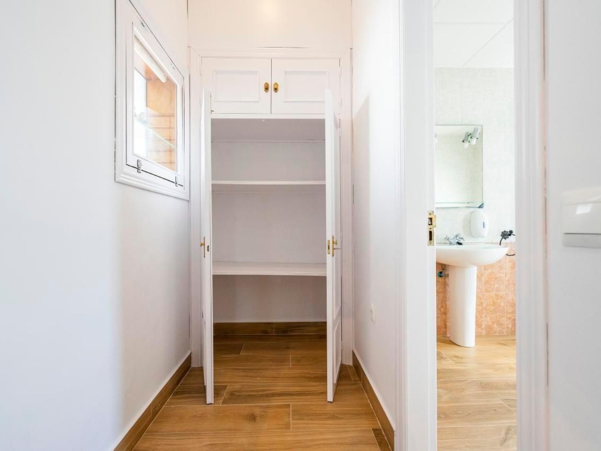 "Huelva" mit Gemeinschaftspool in einem andalusischen "Cortijo" in Chilches - Binnen