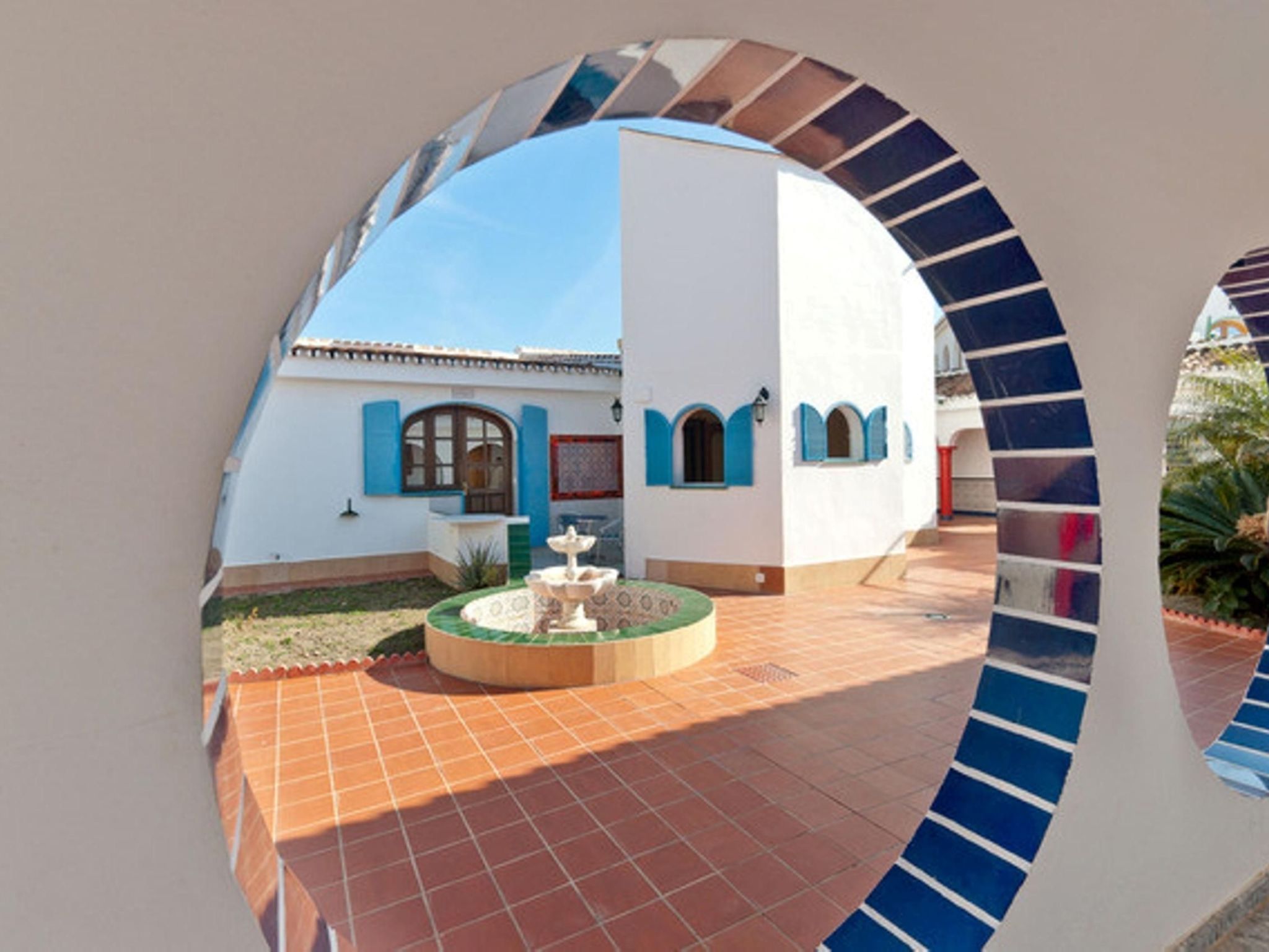 "Almería" mit Gemeinschaftspool in einem andalusischen "Cortijo" in Chilches - Buiten