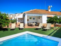Villa Anita: Luxe strandvilla met zwembad aan de Costa del Sol - thumbnail 1