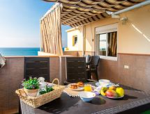 Apartamento Acosta beachfront