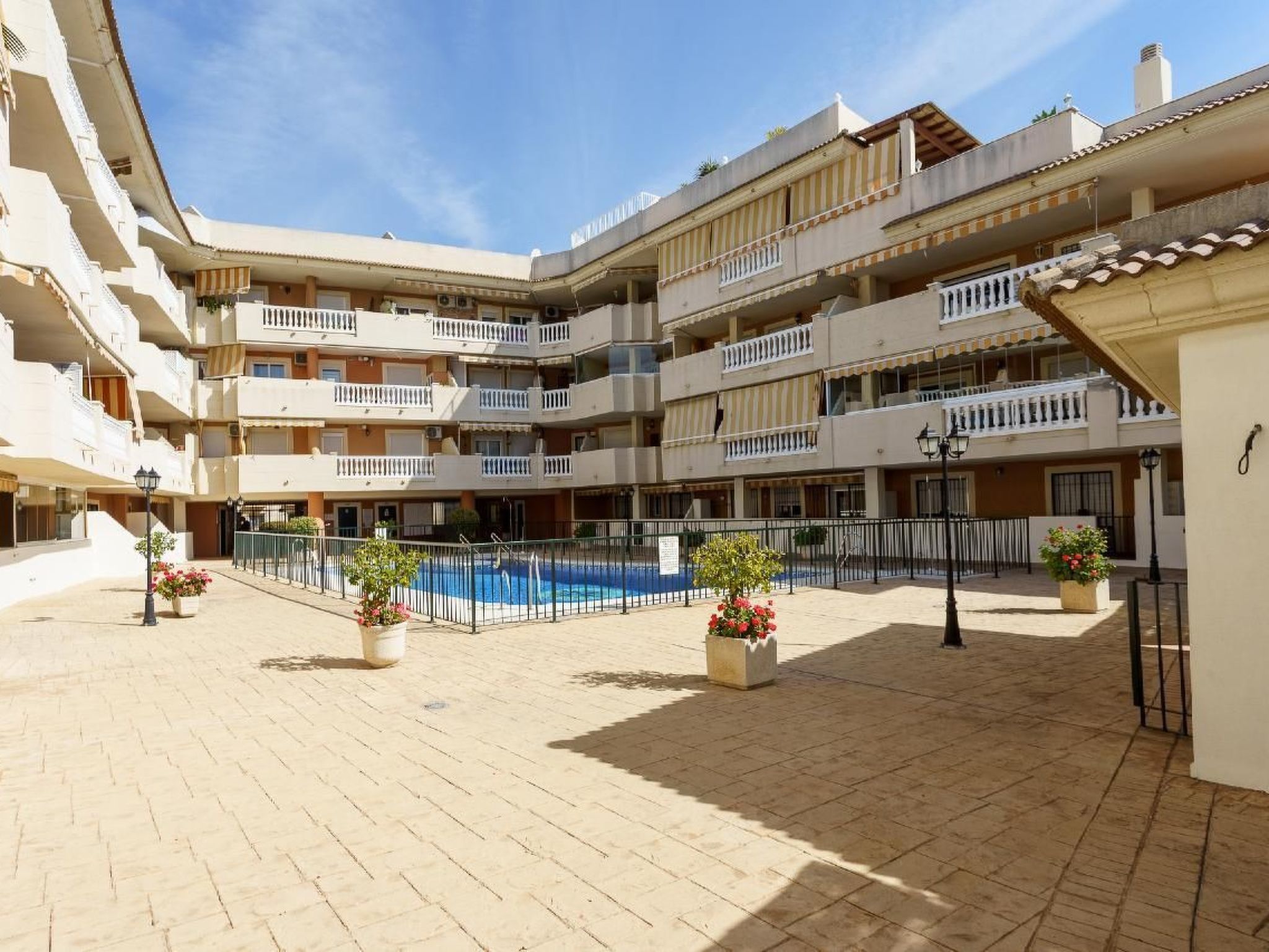 In Strandnähe-Inside