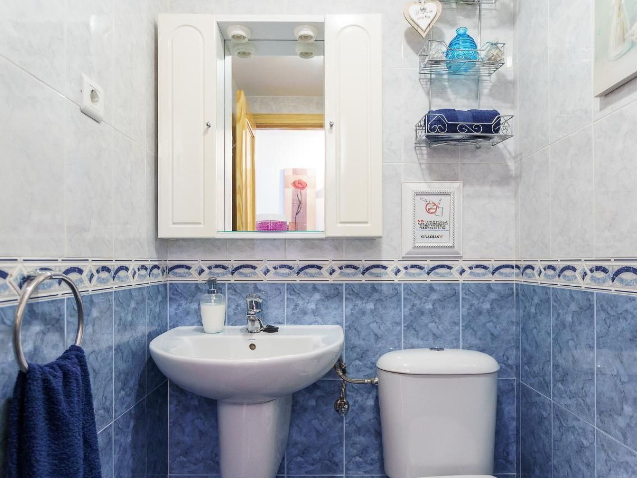 In Strandnähe-Inside