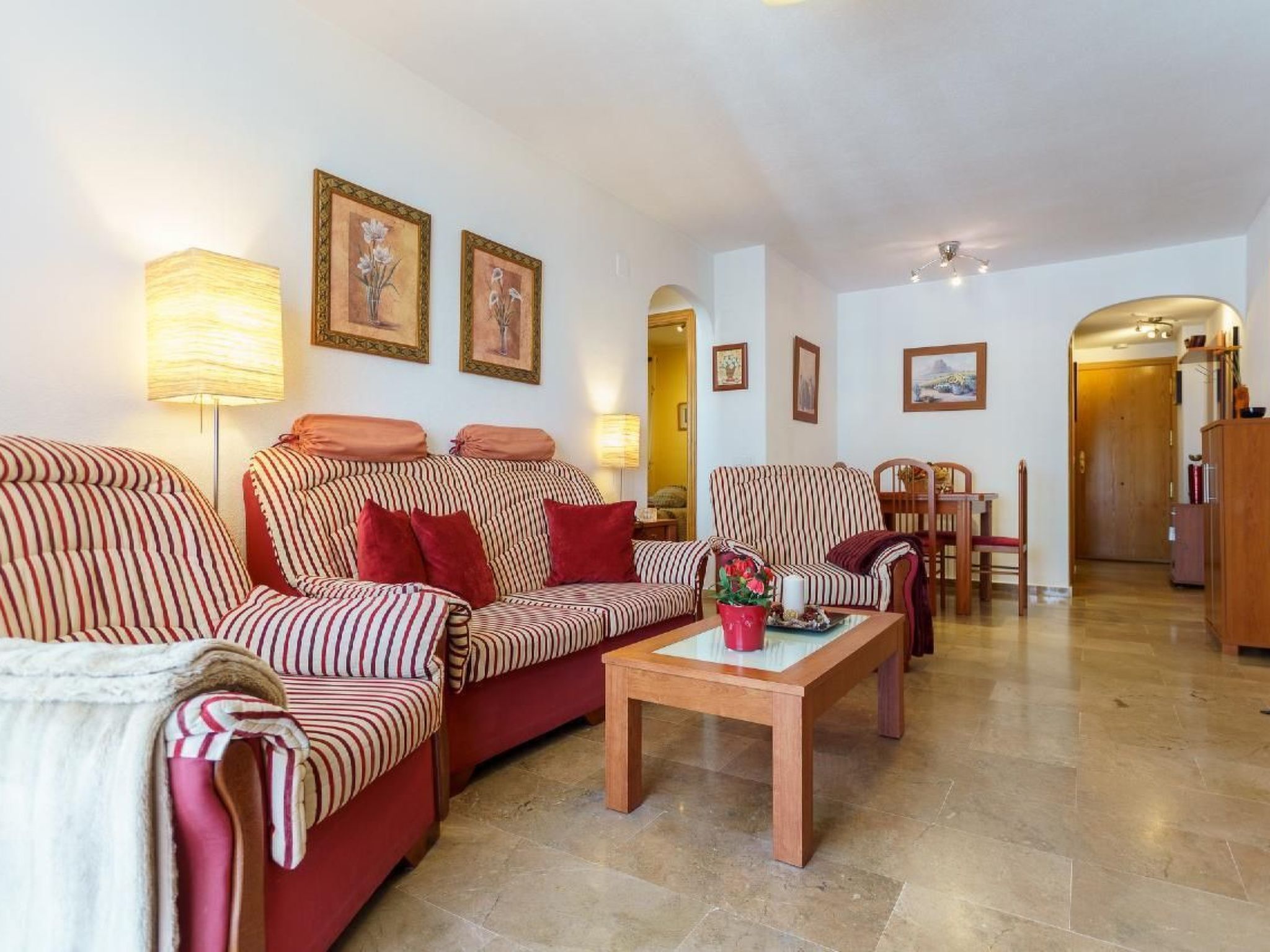 In Strandnähe-Inside