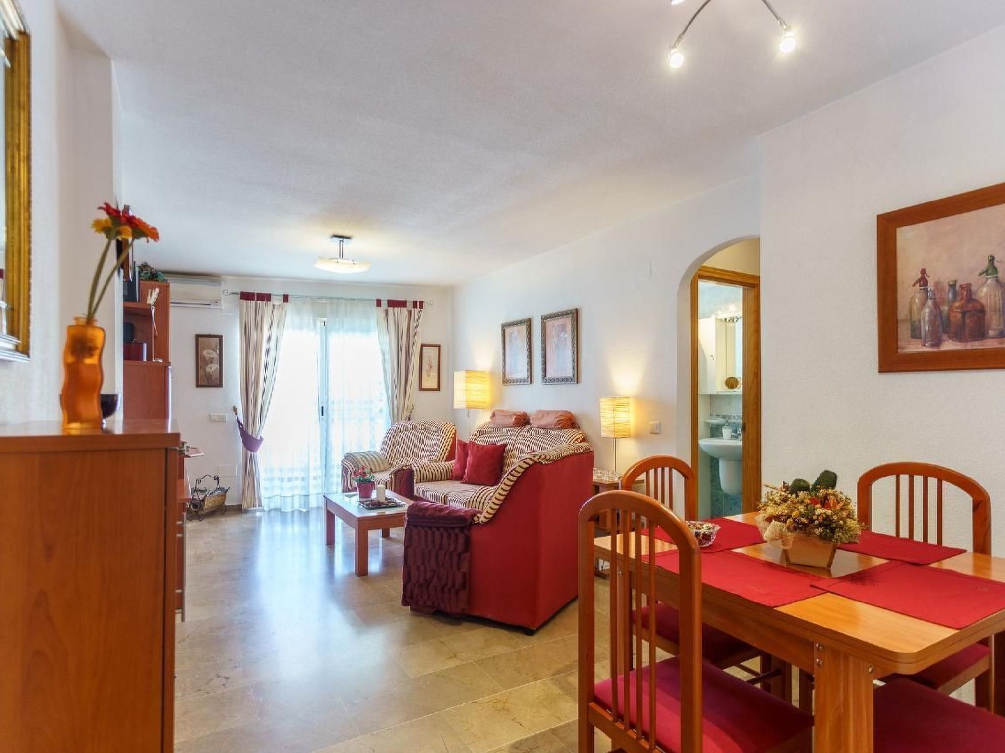 In Strandnähe-Inside