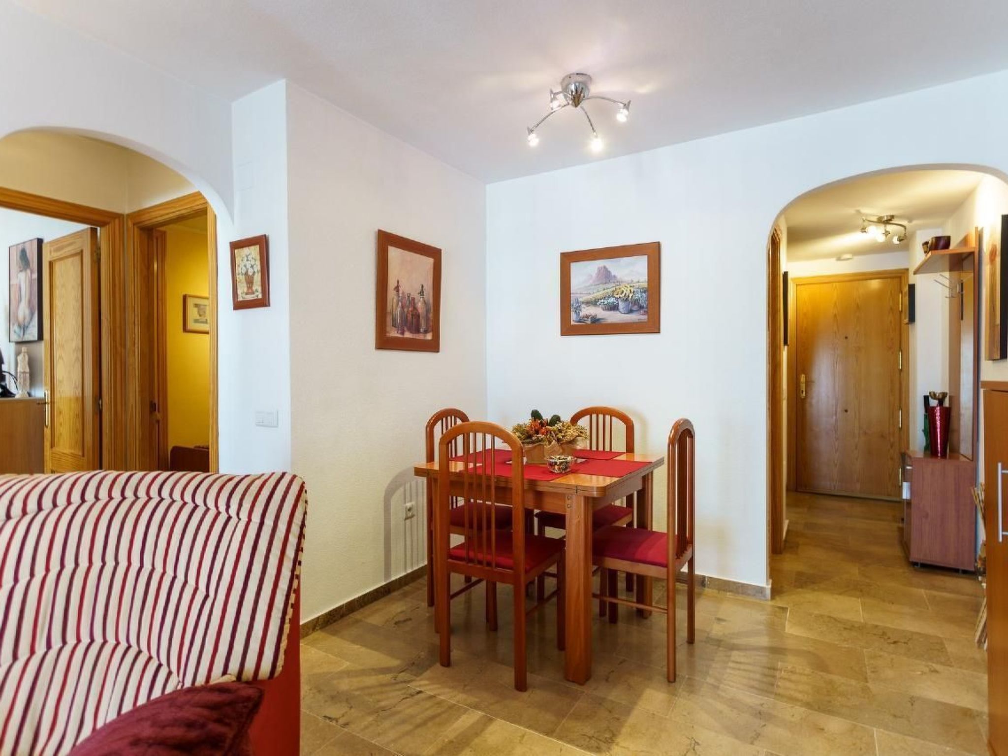 In Strandnähe-Inside