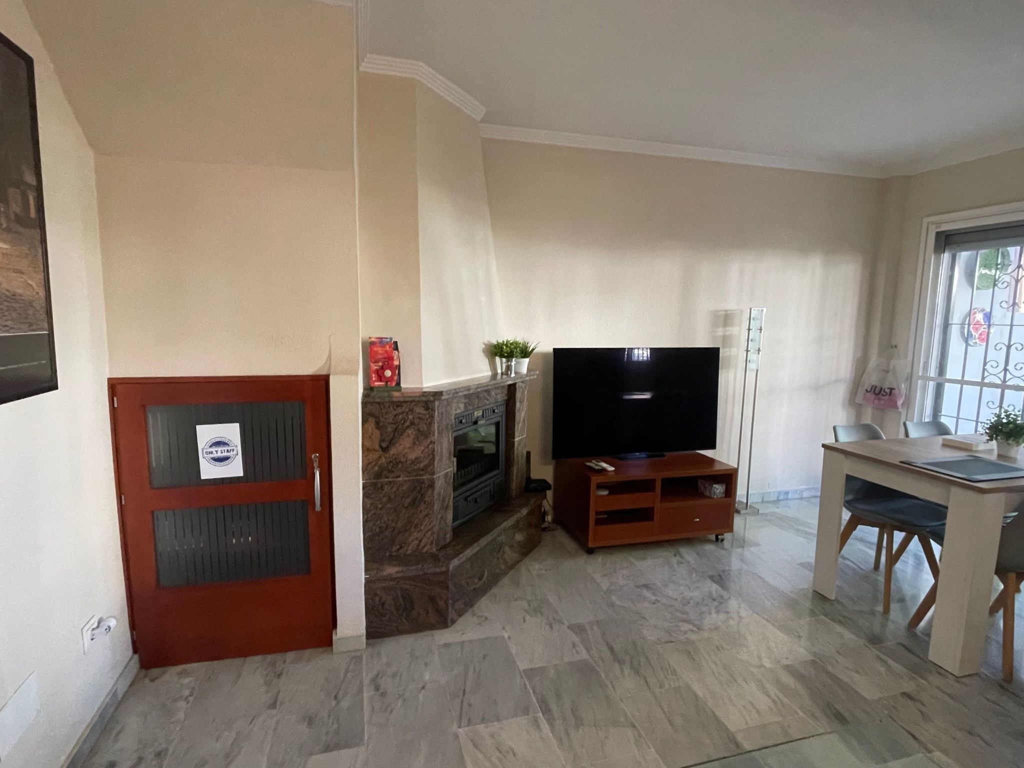 Villa "Casa Mar y Sol" mit Gemeinschaftspool-Binnen