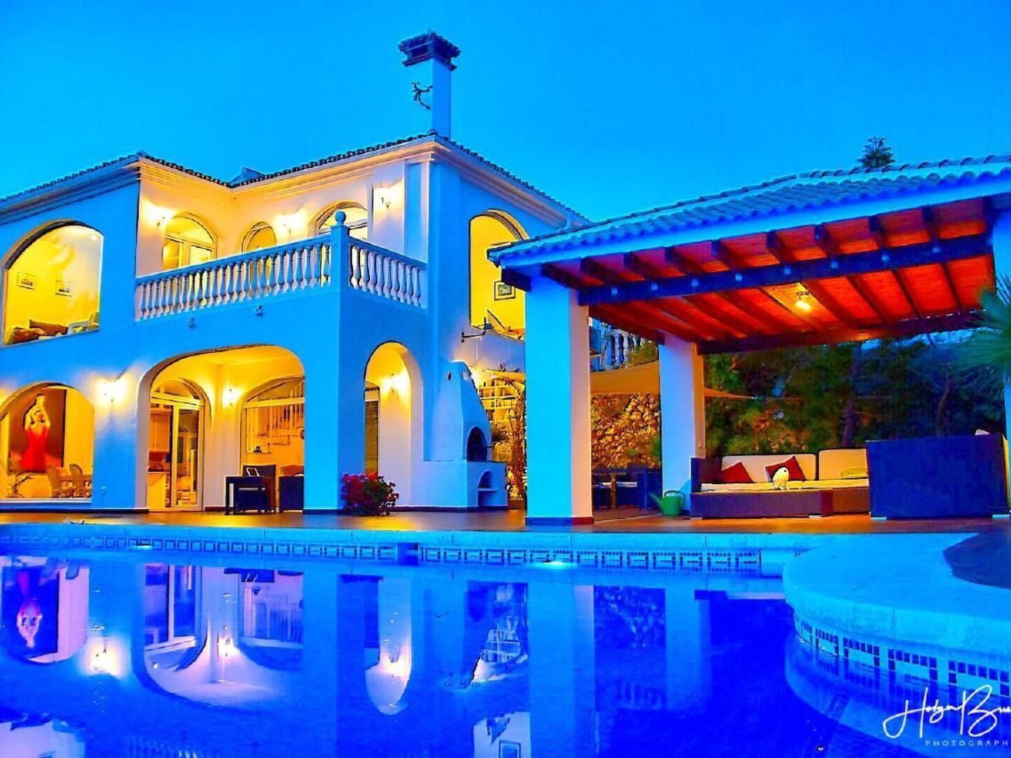 Vakantiehuis met omheinde tuin in Moclinejo (Spanje) 1 hond is welkom