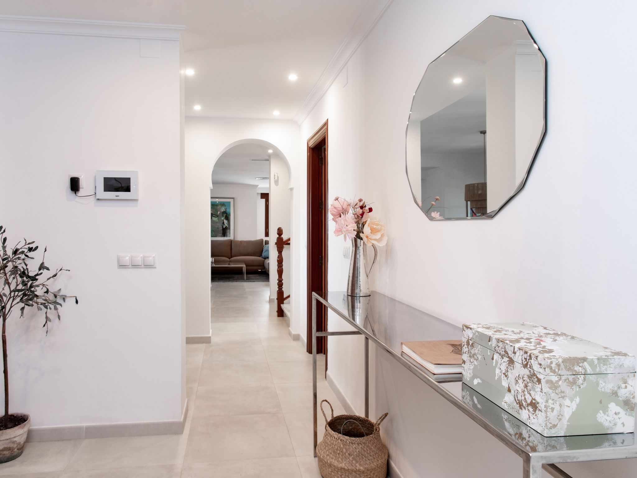 Fragata House