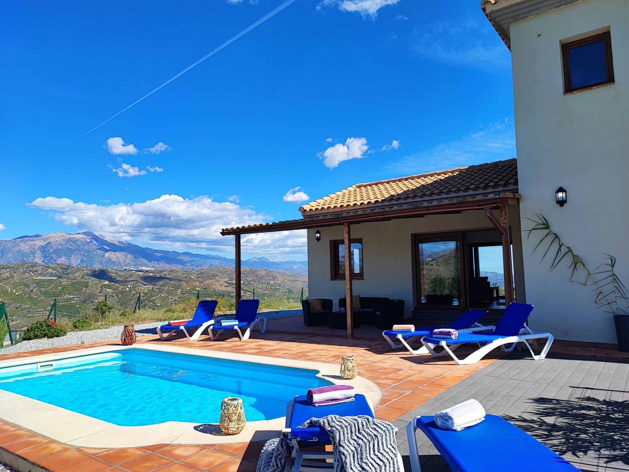 Villa Las Adelfas mit beheiztem Pool