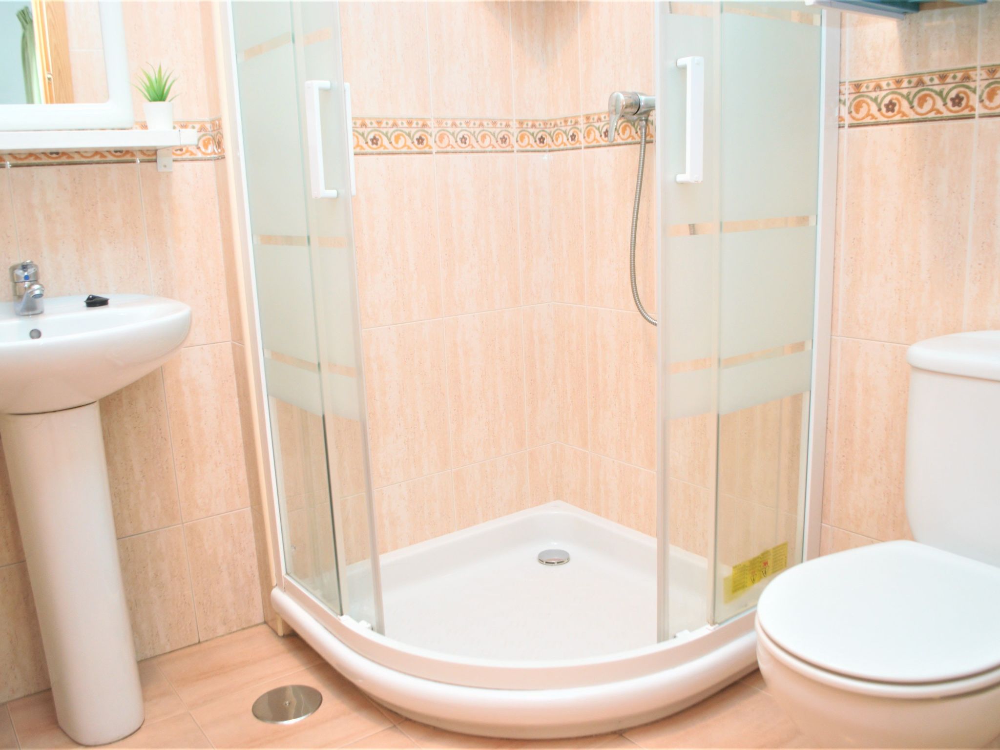 Erdgeschosswohnung mit Balkon für 4 Personen-Binnen