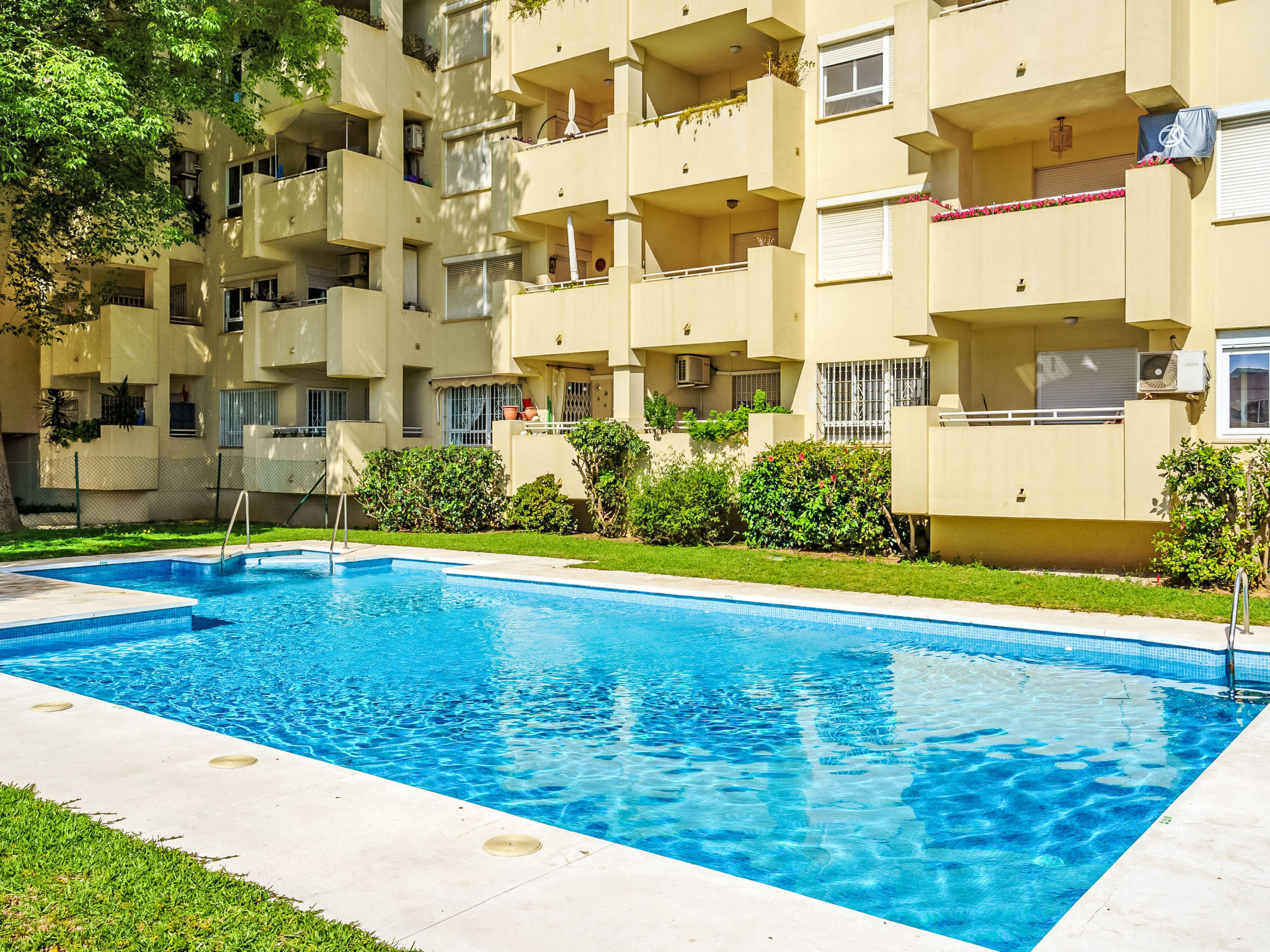  Sol — Pool Outdoor (2 of 23)