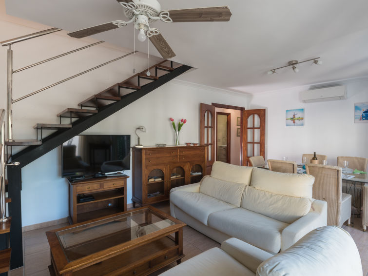 Search and Stay destination Torremolinos, AN - Spain from AU$ 461. Atria