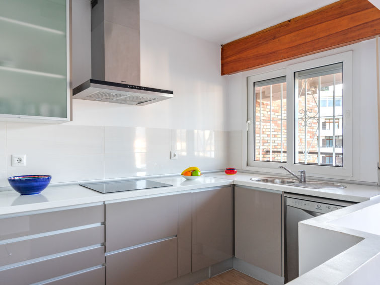 Search and Stay destination Torremolinos, AN - Spain from AU$ 290. Apartamento Las Coronas