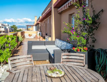 El Pinillo: Ruim appartement op loopafstand van strand en golfbaan - thumbnail 1