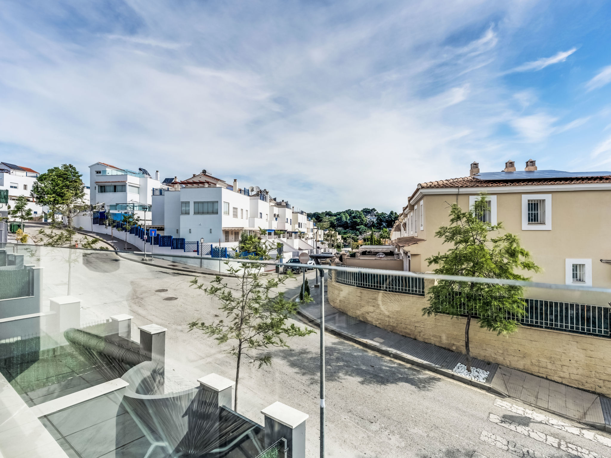 Brand New Luxury Towne House - Buiten