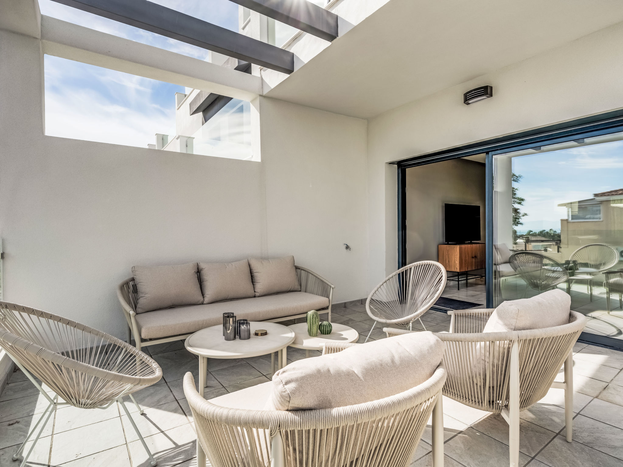 Brand New Luxury Towne House - Binnen
