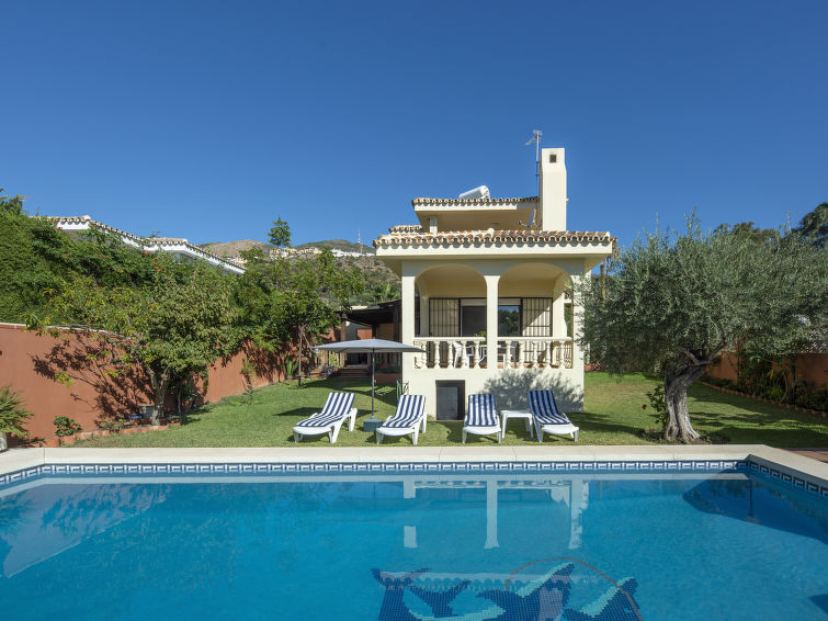 Search and Stay destination Benalmádena, AN - Spain from AU$ 710. Villa Amapola
