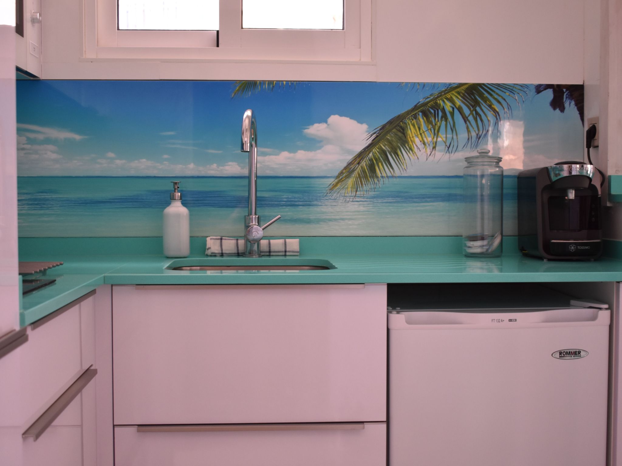 Helle und renovierte Ferienwohnung mit Balkon und tollem Blick auf das Meer-Binnen