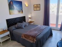 Wunderschöne Wohnung in Puerto Marina G204