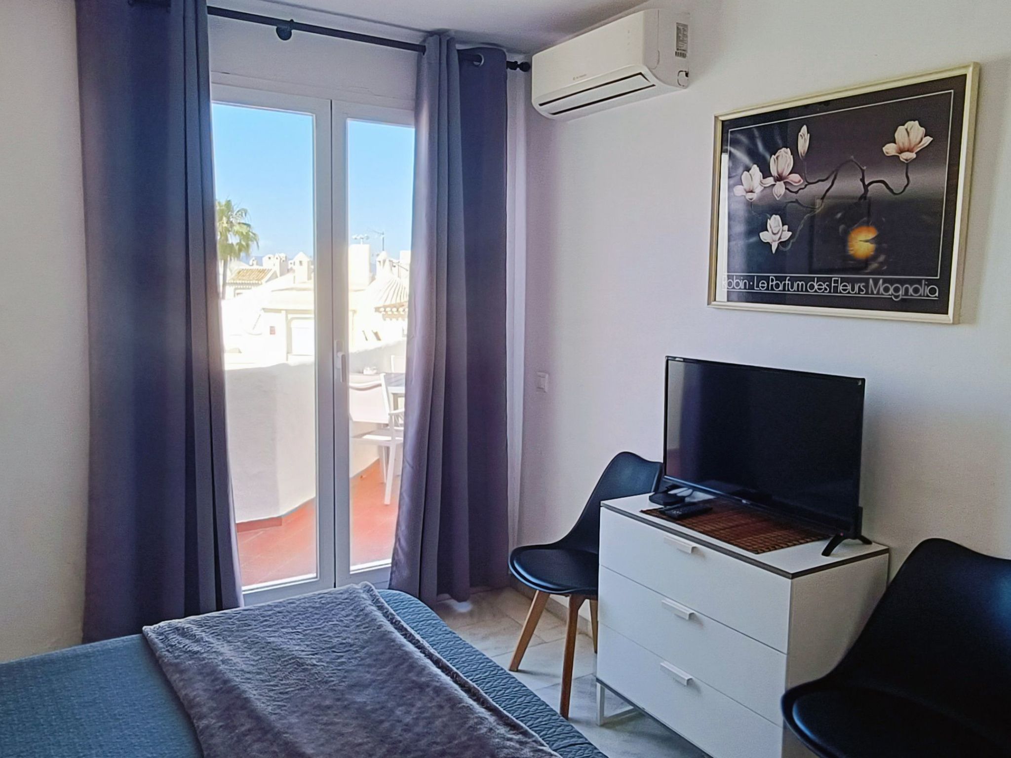 Wunderschöne Wohnung in Puerto Marina G204