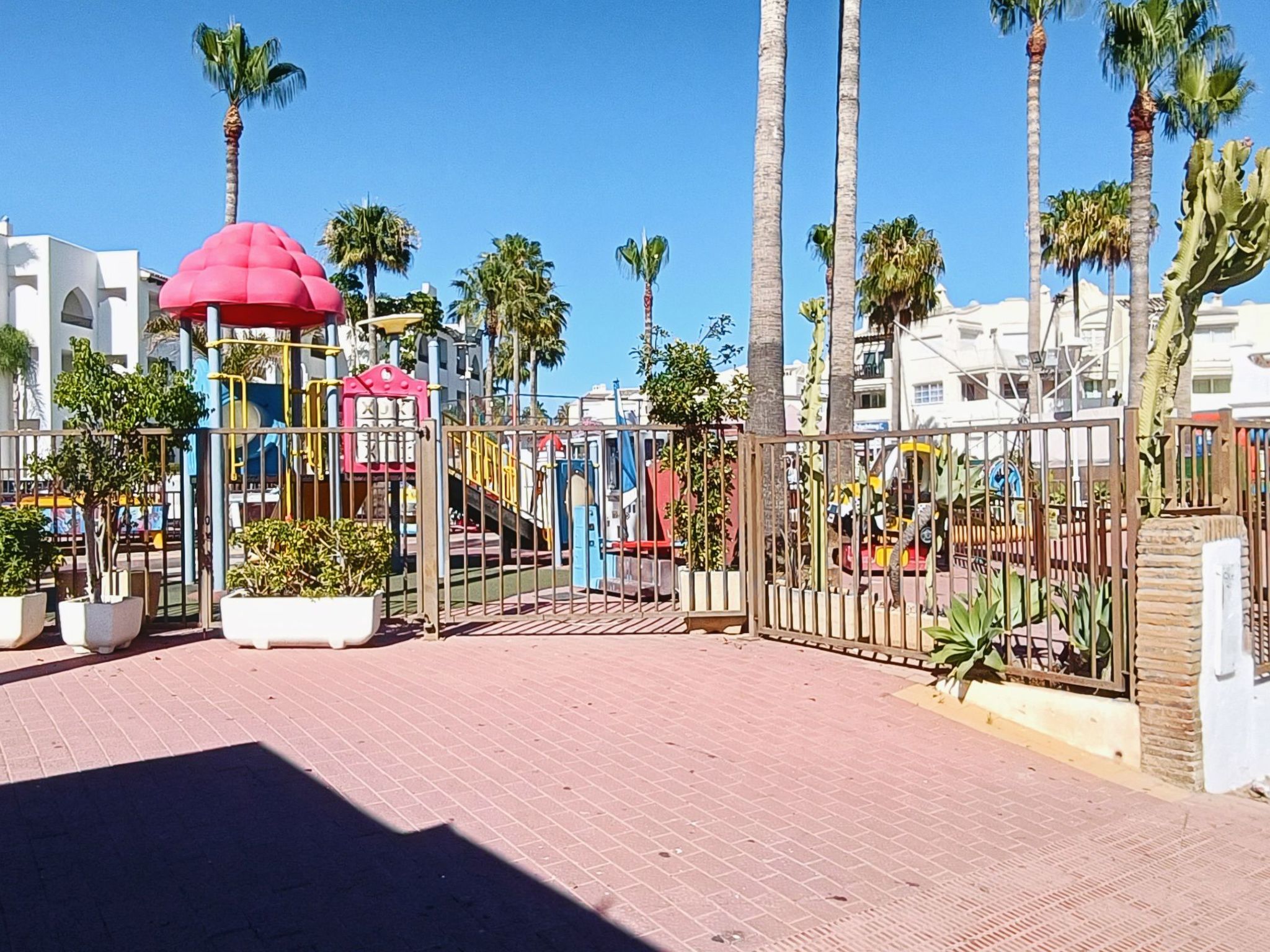 Wunderschöne Wohnung in Puerto Marina G204-Image-tags.info