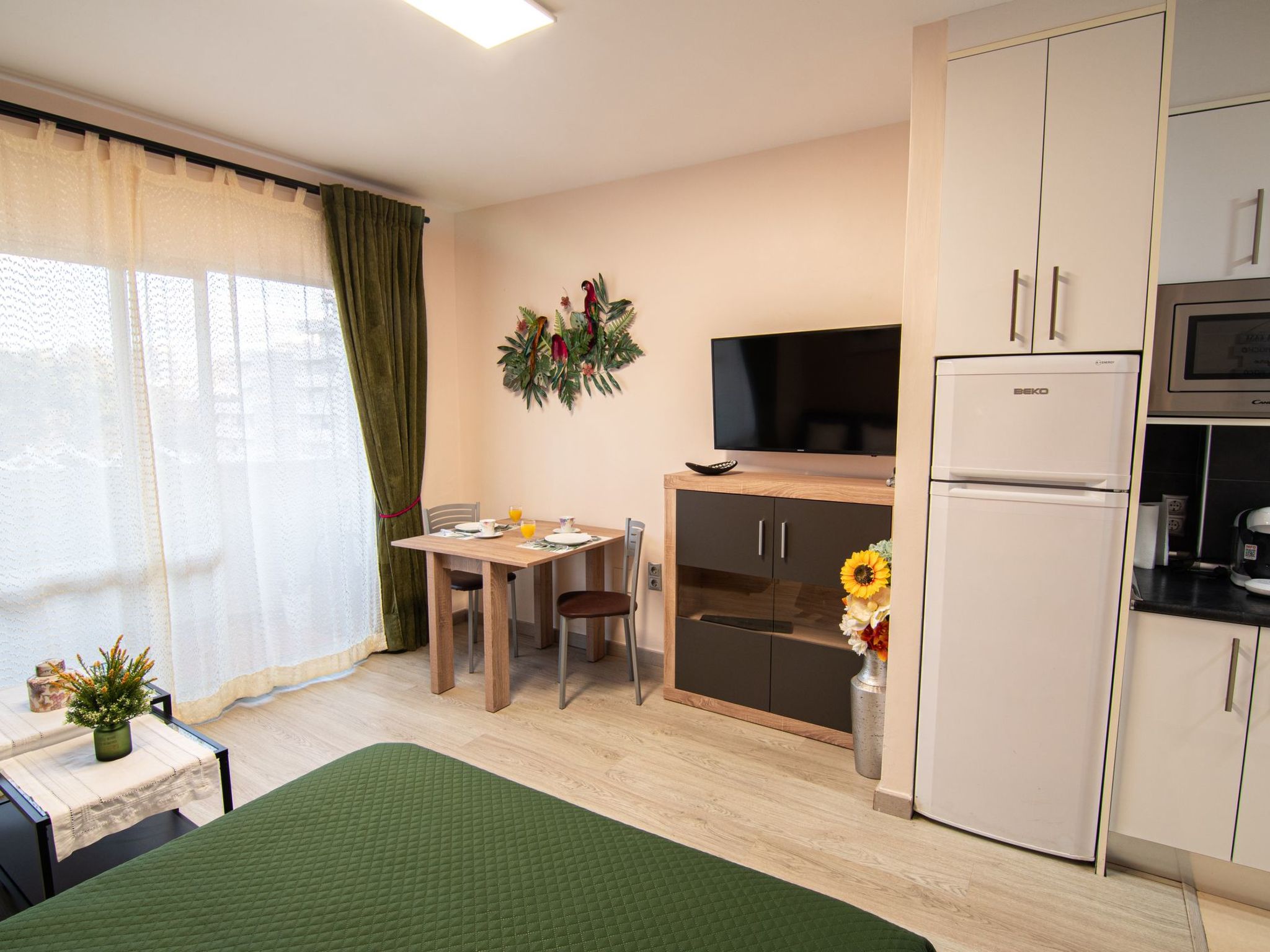 BENALBEACH DE LUXE an der BEACH FRONT LINE-Image-tags.info