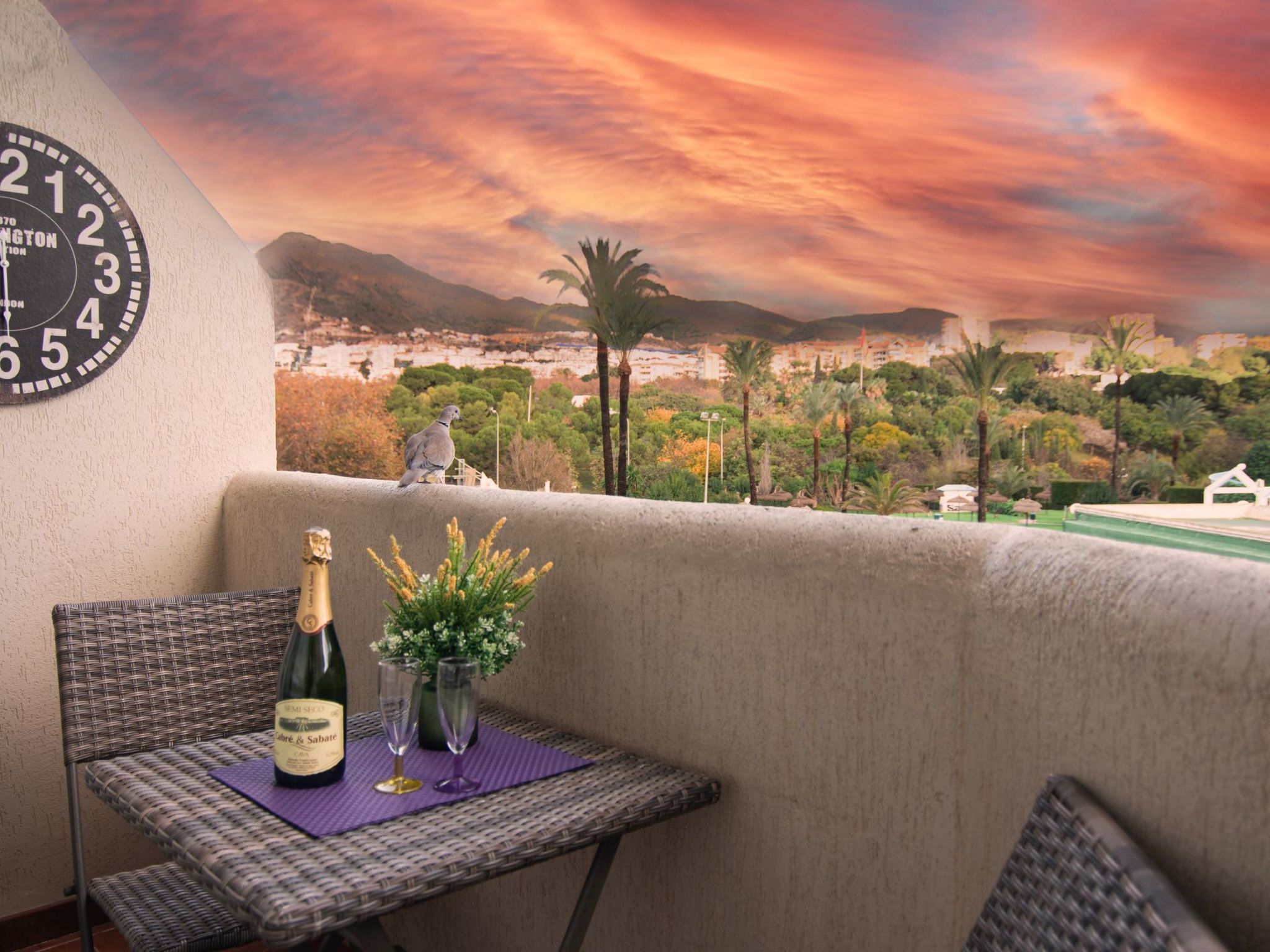 BENALBEACH DE LUXE an der BEACH FRONT LINE-Image-tags.info