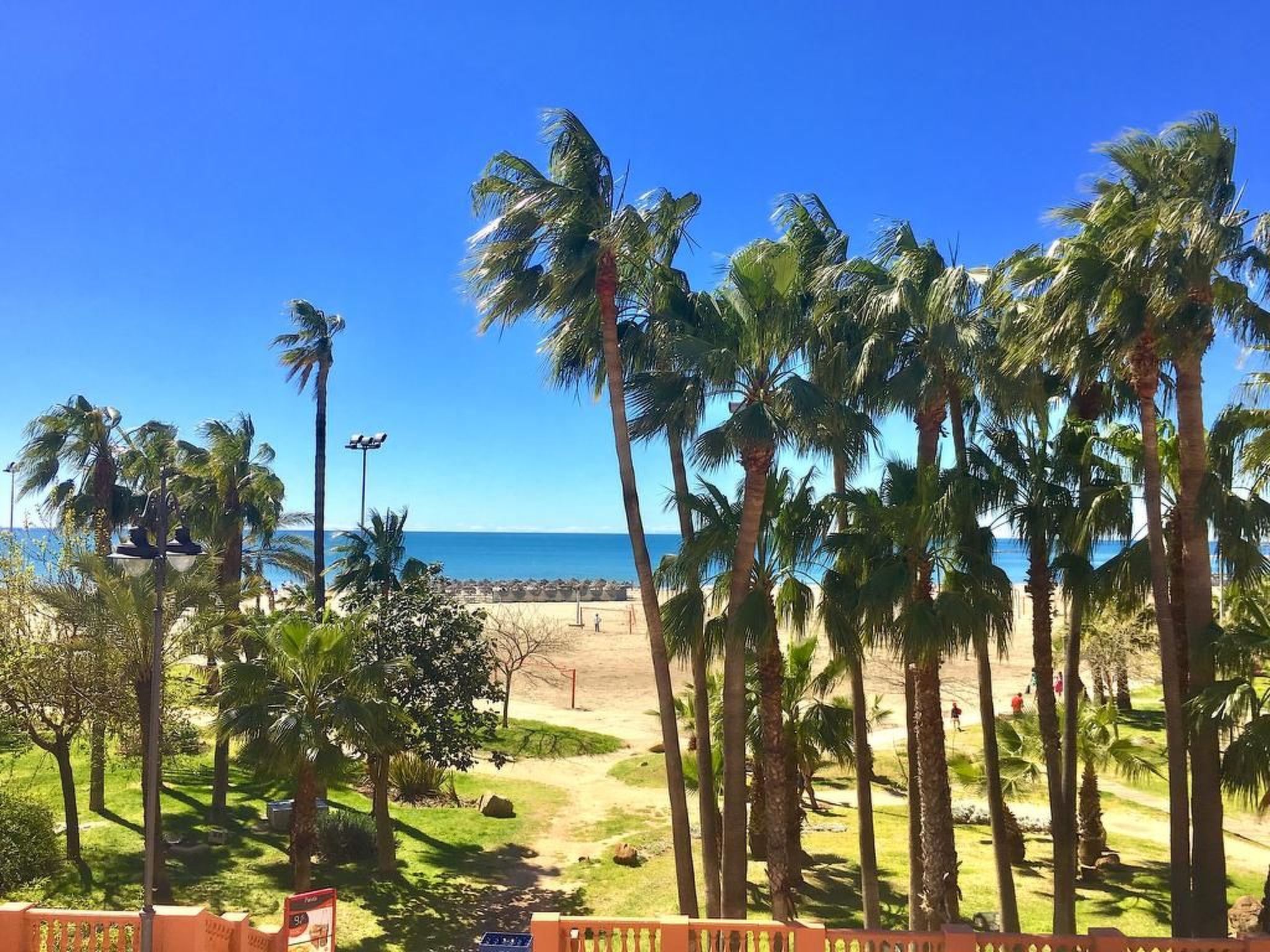 BENALBEACH DE LUXE an der BEACH FRONT LINE-Outside