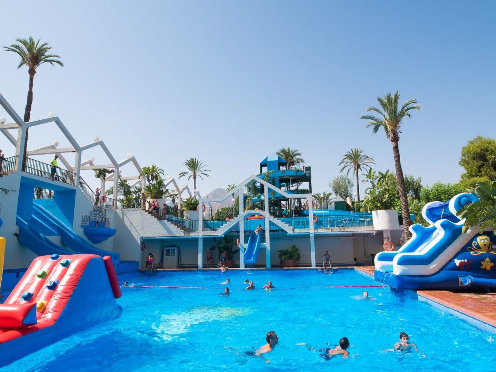 BENALBEACH DE LUXE an der BEACH FRONT LINE-Outside