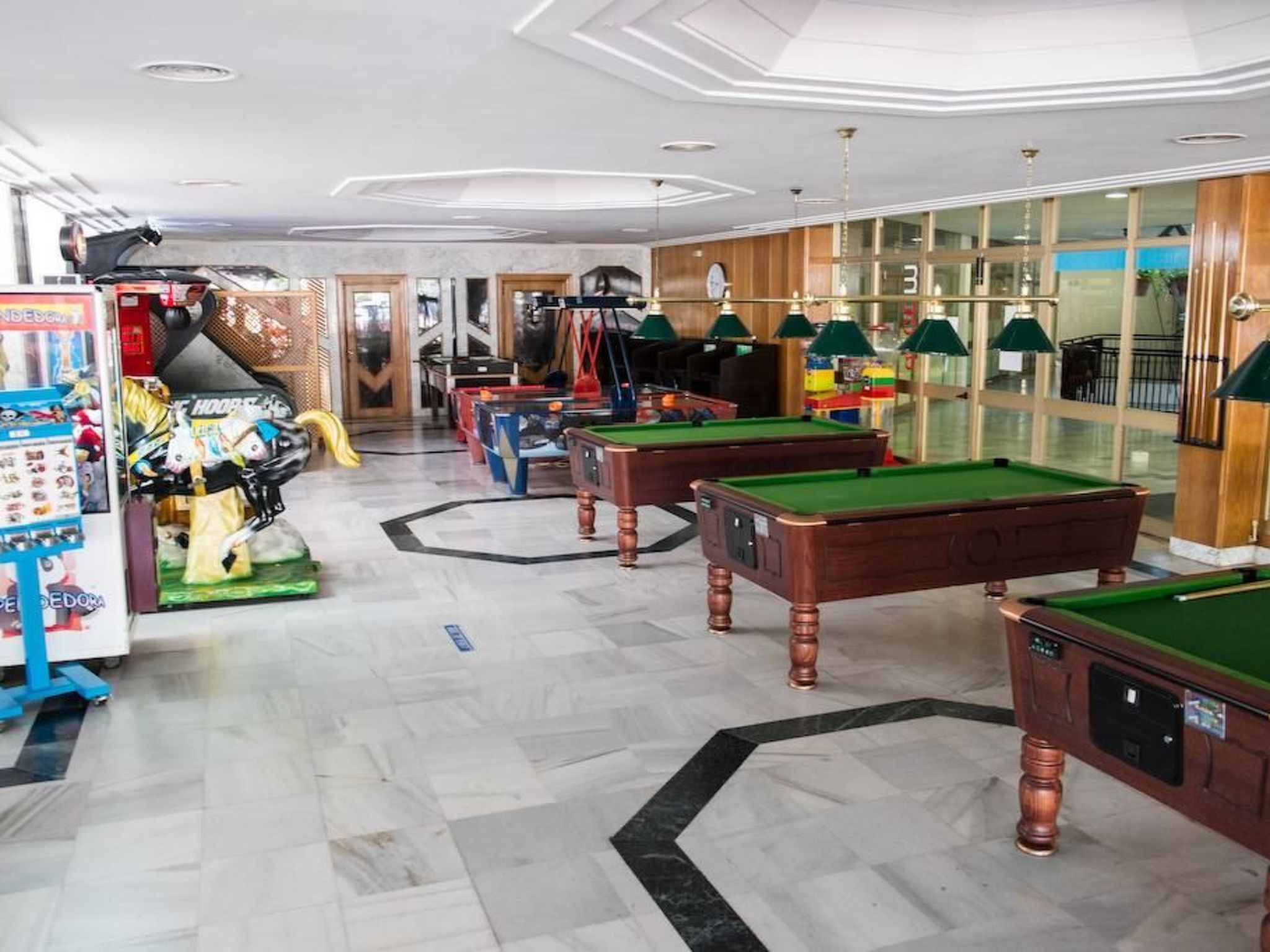 BENALBEACH DE LUXE an der BEACH FRONT LINE-Image-tags.info